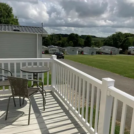 Cosy 2 Bed Pet Friendly Nr Newquay Holiday park Crantock